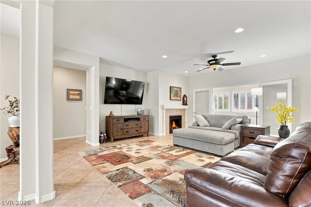 2116 Waterton Rivers, Henderson, NV 89044