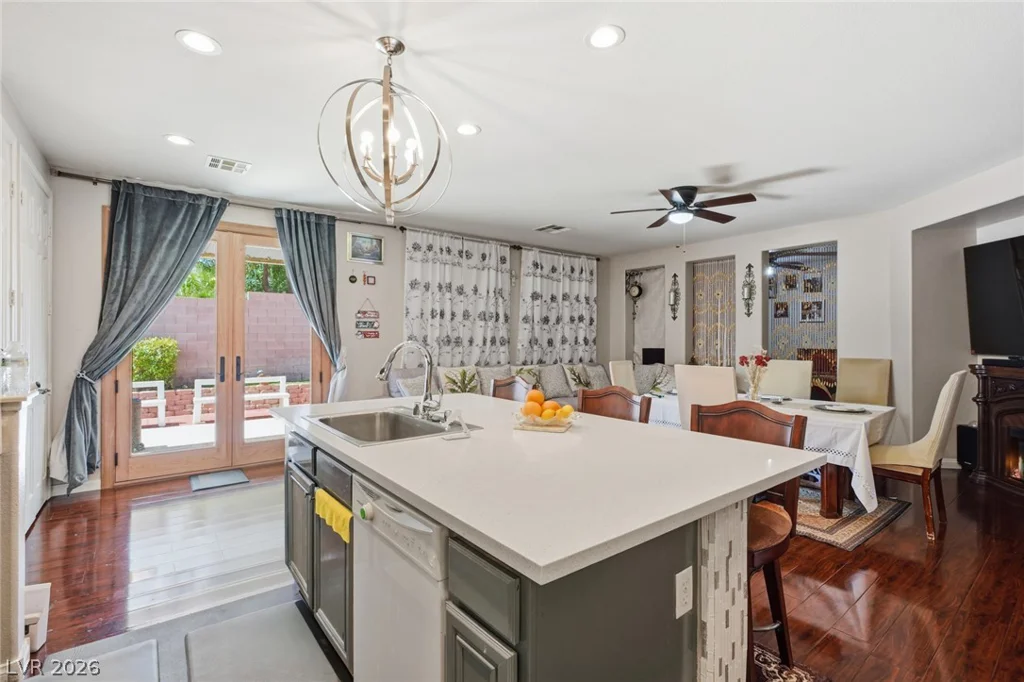 6517 Diamond Point, North Las Vegas, NV 89084
