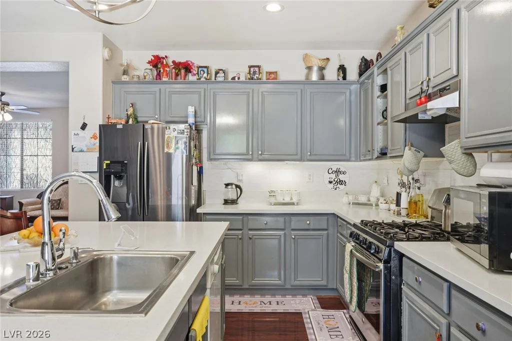 6517 Diamond Point, North Las Vegas, NV 89084