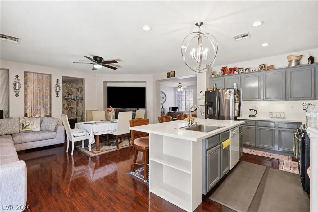 6517 Diamond Point, North Las Vegas, NV 89084