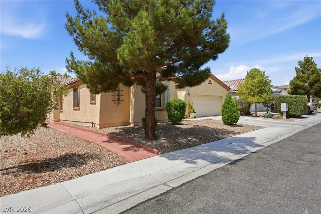 6517 Diamond Point, North Las Vegas, NV 89084