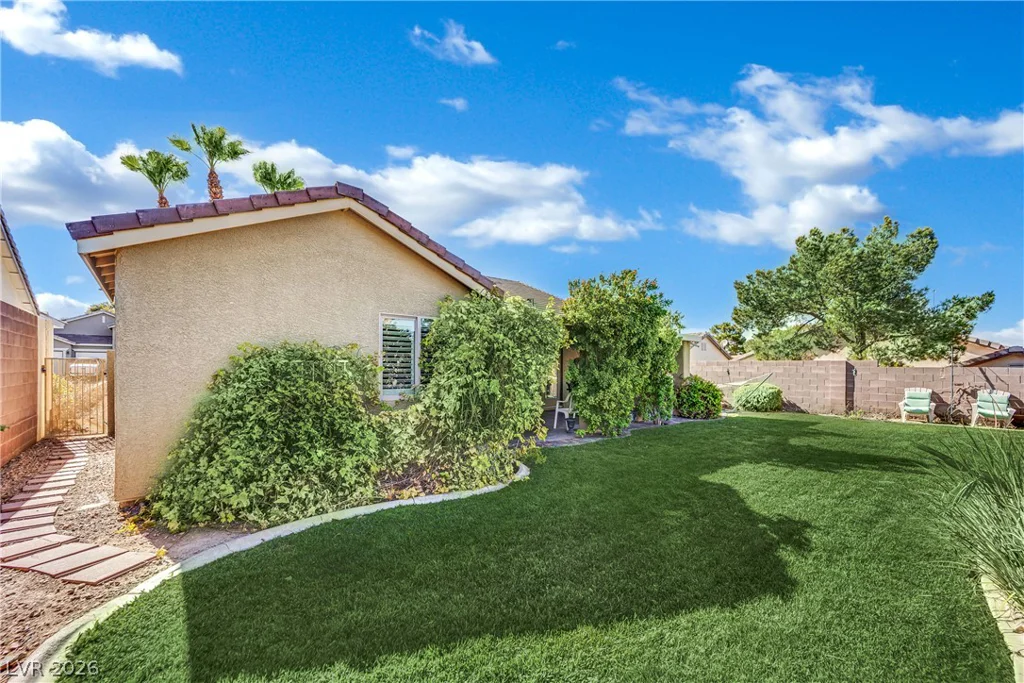 22 Silica Sand, Henderson, NV 89012