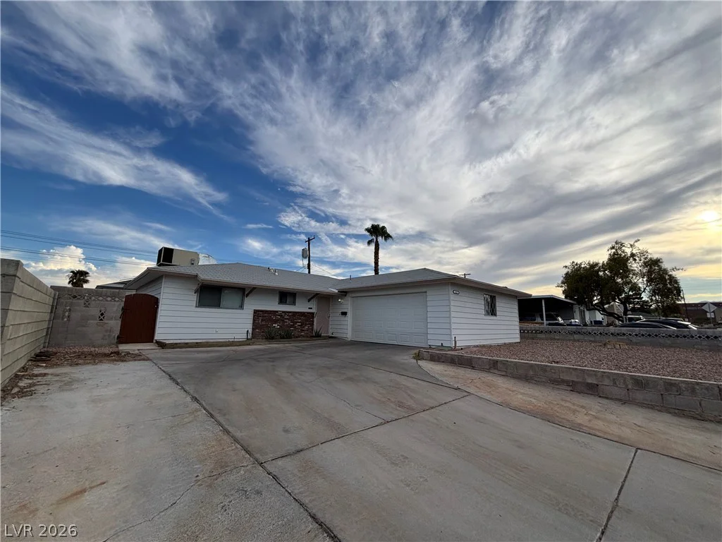 6325 ELTON, Las Vegas, NV 89107