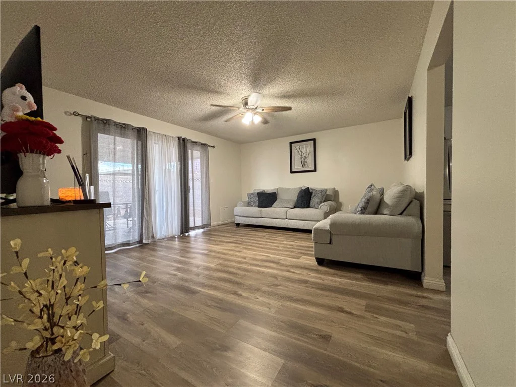 6325 ELTON, Las Vegas, NV 89107