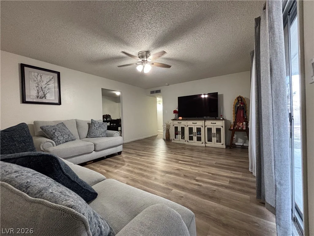 6325 ELTON, Las Vegas, NV 89107
