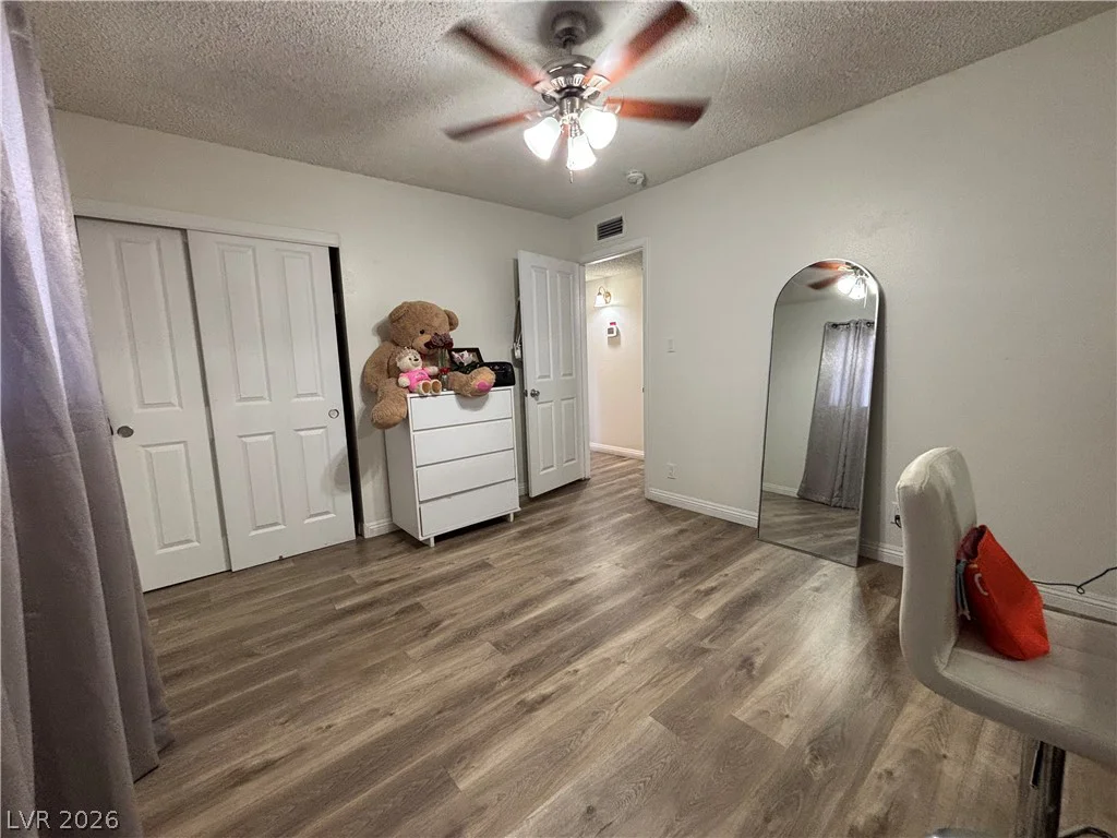 6325 ELTON, Las Vegas, NV 89107
