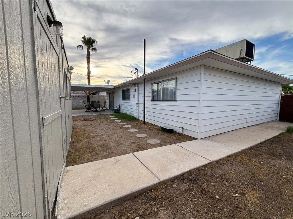 6325 ELTON, Las Vegas, NV 89107
