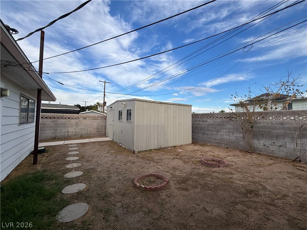 6325 ELTON, Las Vegas, NV 89107