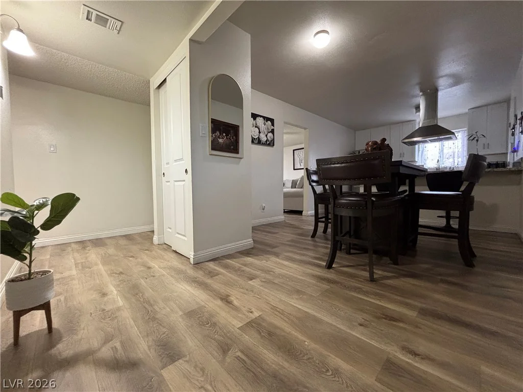 6325 ELTON, Las Vegas, NV 89107