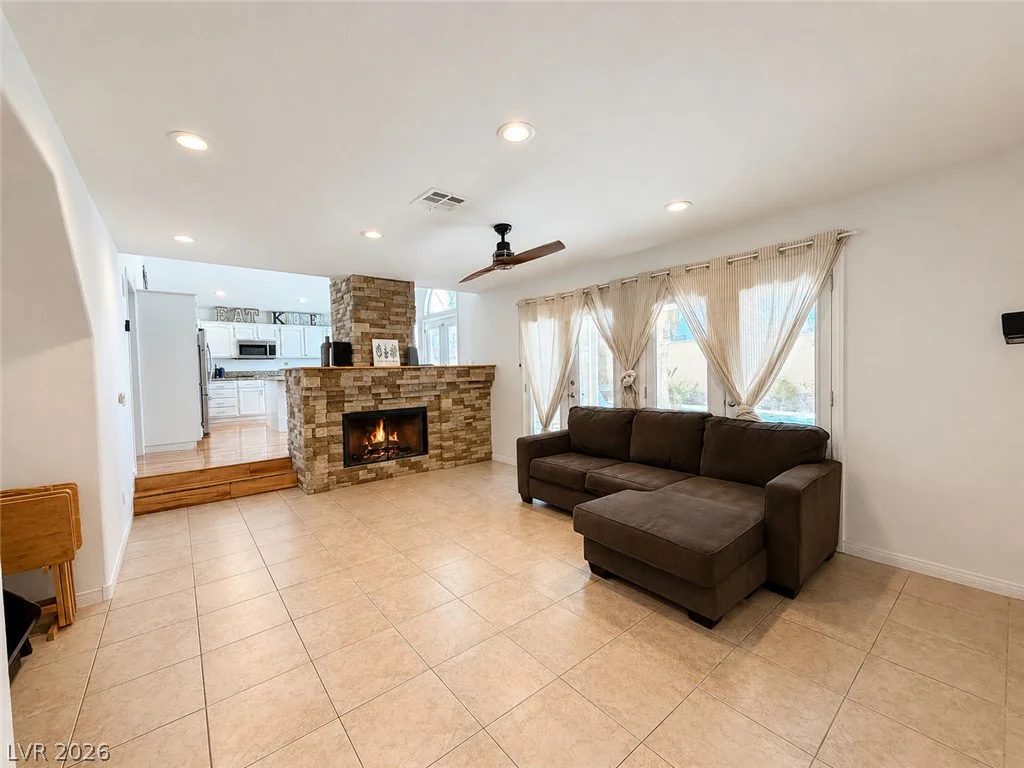 7547 Brightwood, Las Vegas, NV 89123