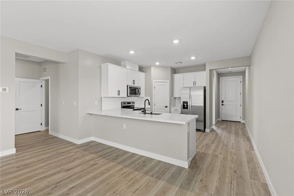 4516 Cave Lake, North Las Vegas, NV 89032