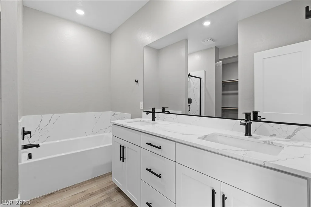 4516 Cave Lake, North Las Vegas, NV 89032