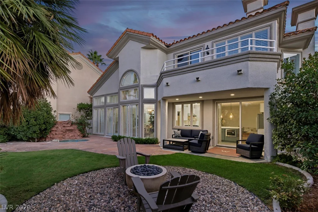 8848 Rainbow Ridge, Las Vegas, NV 89117