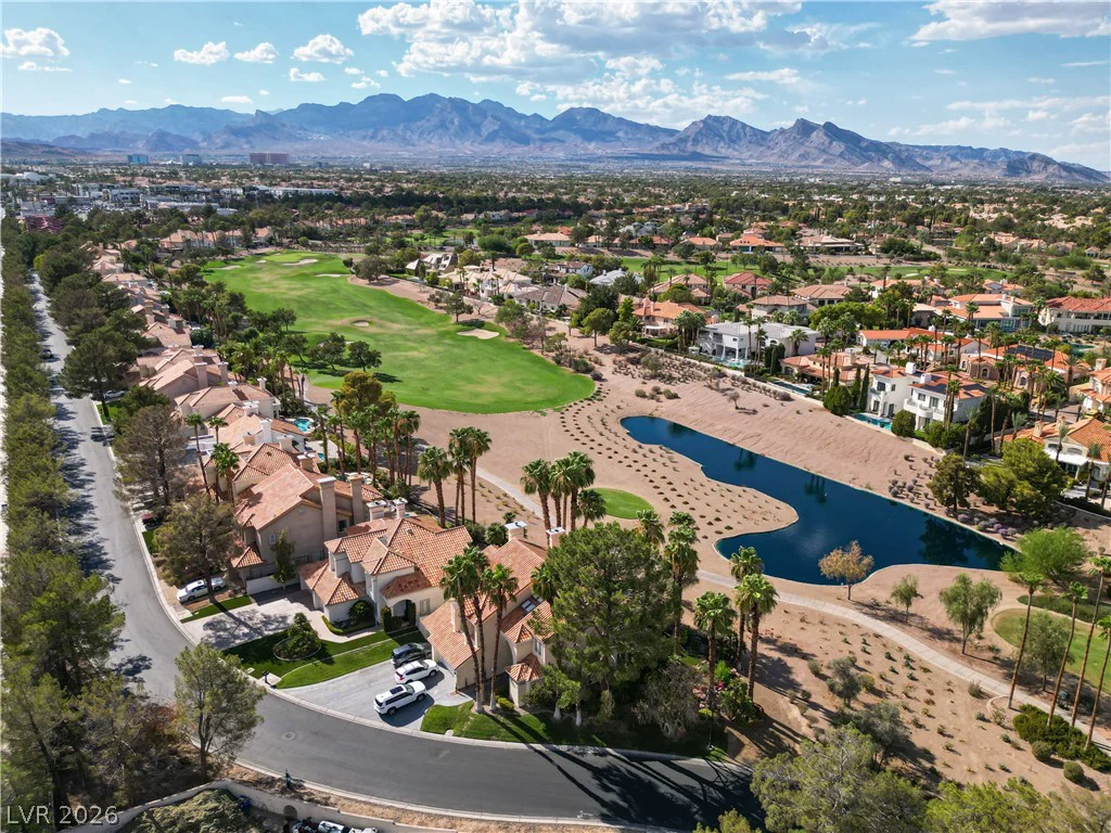 8848 Rainbow Ridge, Las Vegas, NV 89117