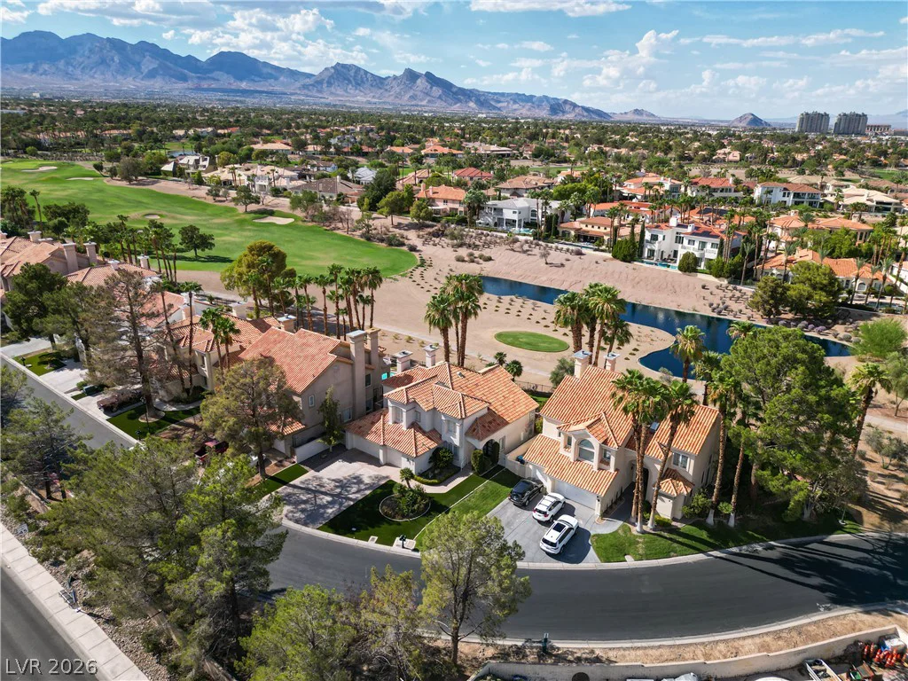 8848 Rainbow Ridge, Las Vegas, NV 89117