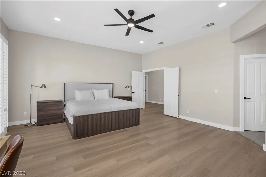 8848 Rainbow Ridge, Las Vegas, NV 89117