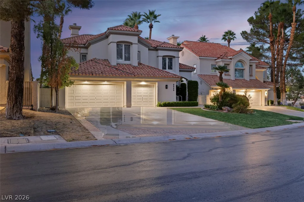 8848 Rainbow Ridge, Las Vegas, NV 89117
