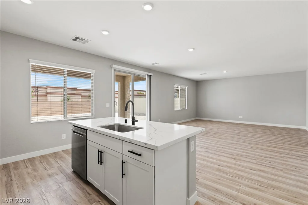 4609 Pioche, North Las Vegas, NV 89032