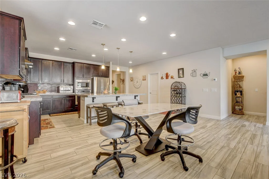 9730 Ponderosa Skye, Las Vegas, NV 89166