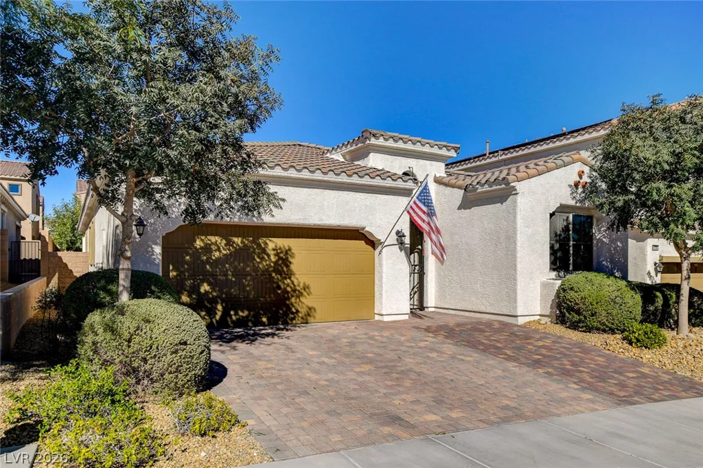 9730 Ponderosa Skye, Las Vegas, NV 89166