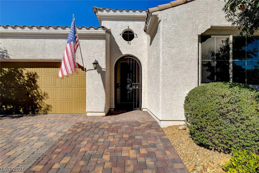 9730 Ponderosa Skye, Las Vegas, NV 89166