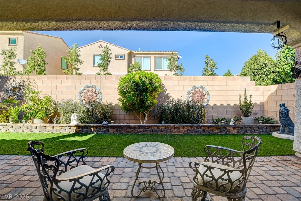 9730 Ponderosa Skye, Las Vegas, NV 89166