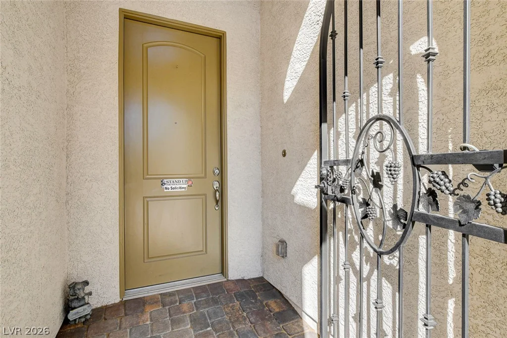 9730 Ponderosa Skye, Las Vegas, NV 89166
