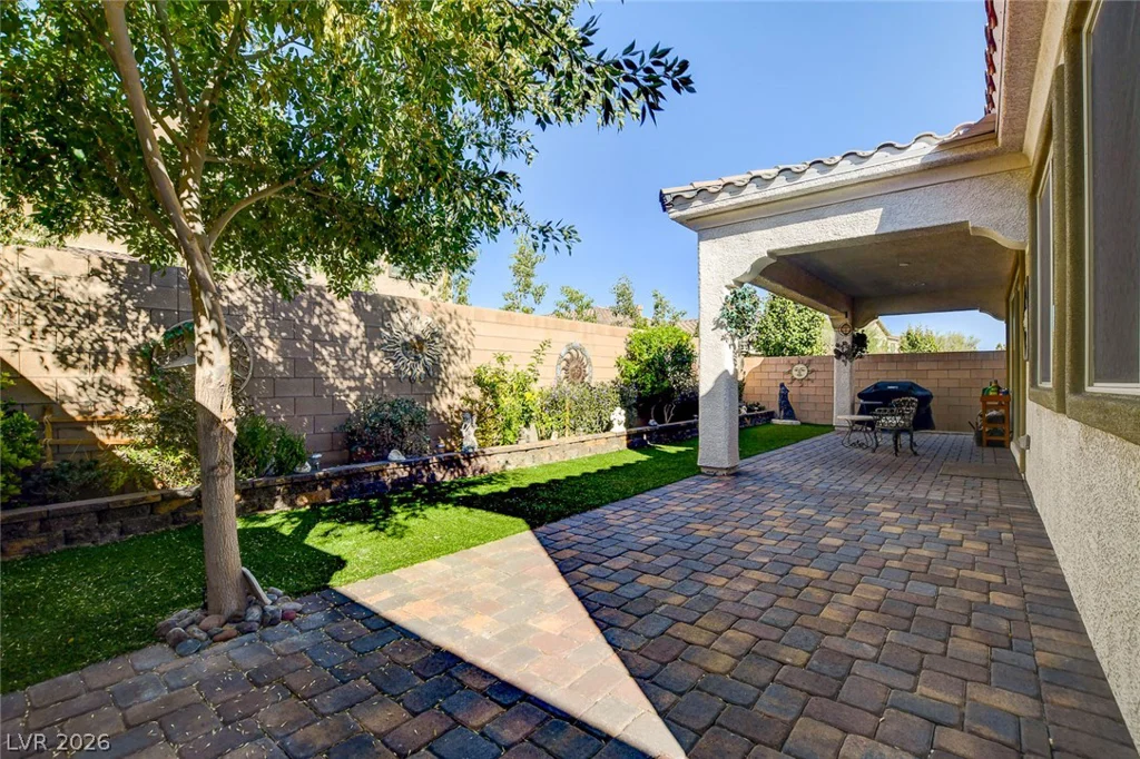 9730 Ponderosa Skye, Las Vegas, NV 89166