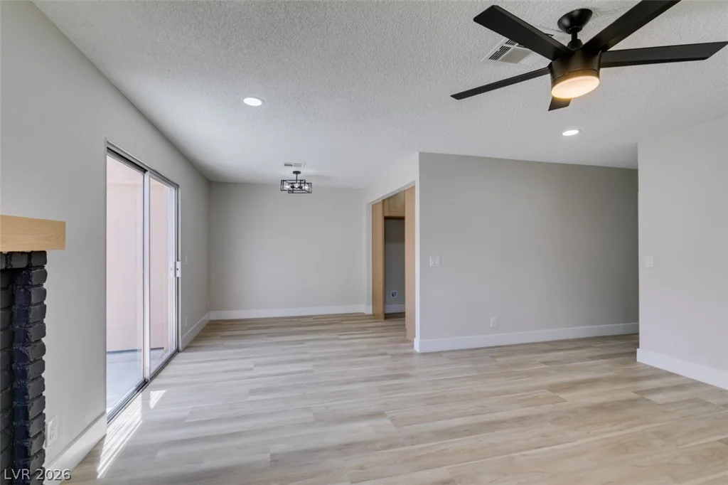 3638 Villa Knolls East, Las Vegas, NV 89120