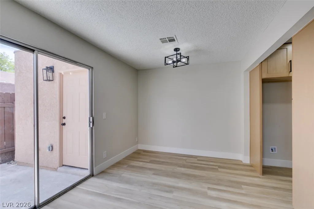3638 Villa Knolls East, Las Vegas, NV 89120