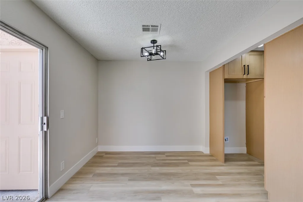 3638 Villa Knolls East, Las Vegas, NV 89120
