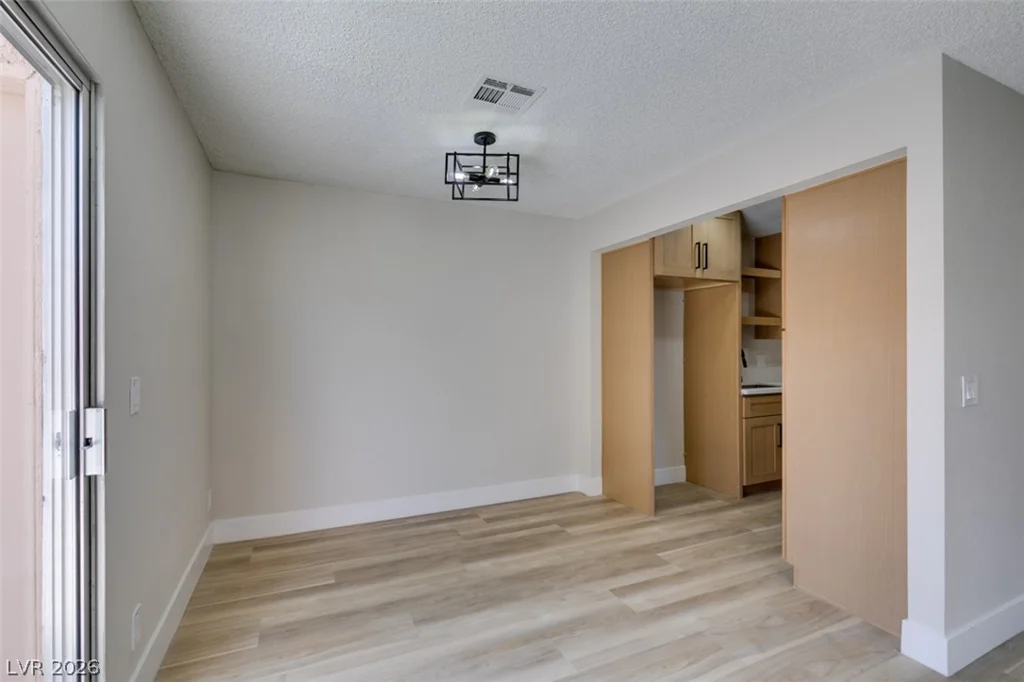 3638 Villa Knolls East, Las Vegas, NV 89120