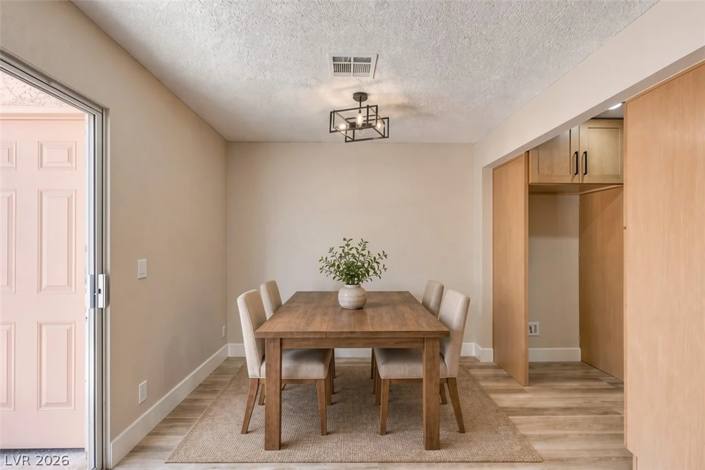3638 Villa Knolls East, Las Vegas, NV 89120