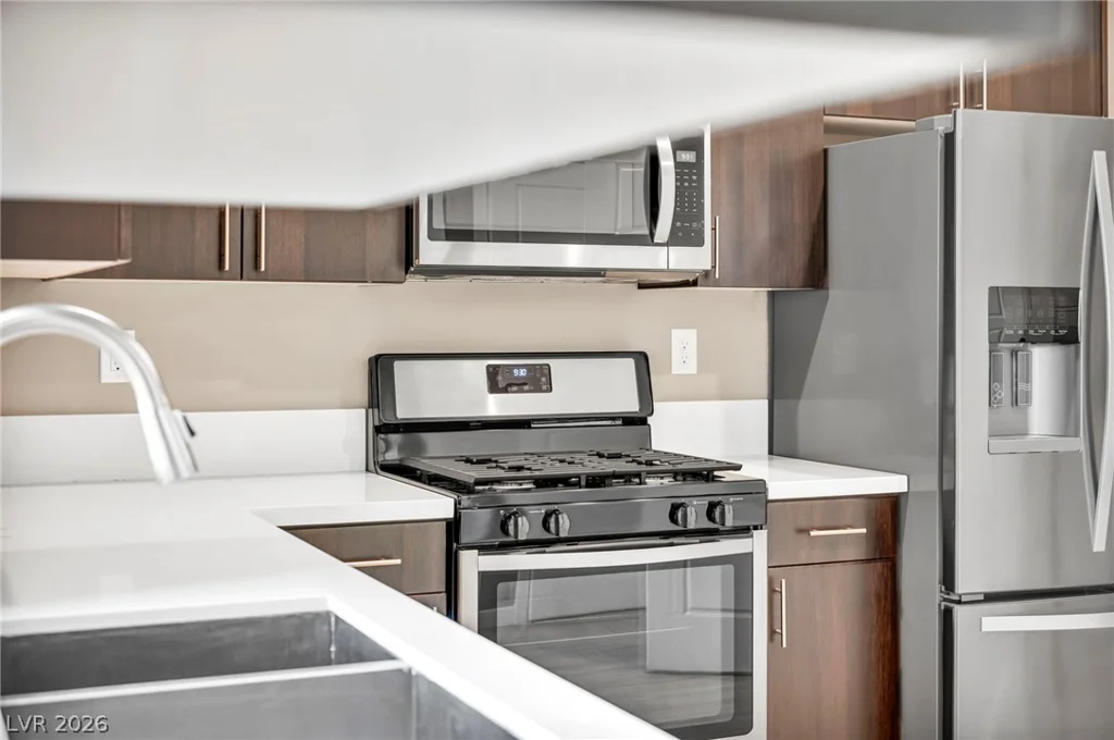 11238 Essence Point, Las Vegas, NV 89135