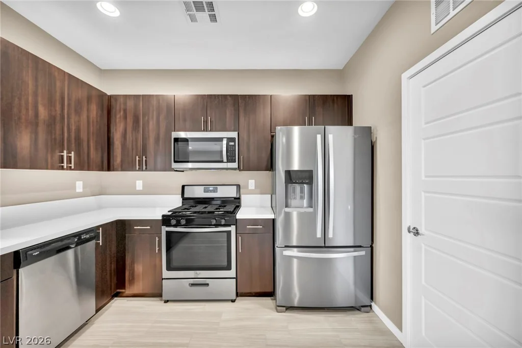 11238 Essence Point, Las Vegas, NV 89135