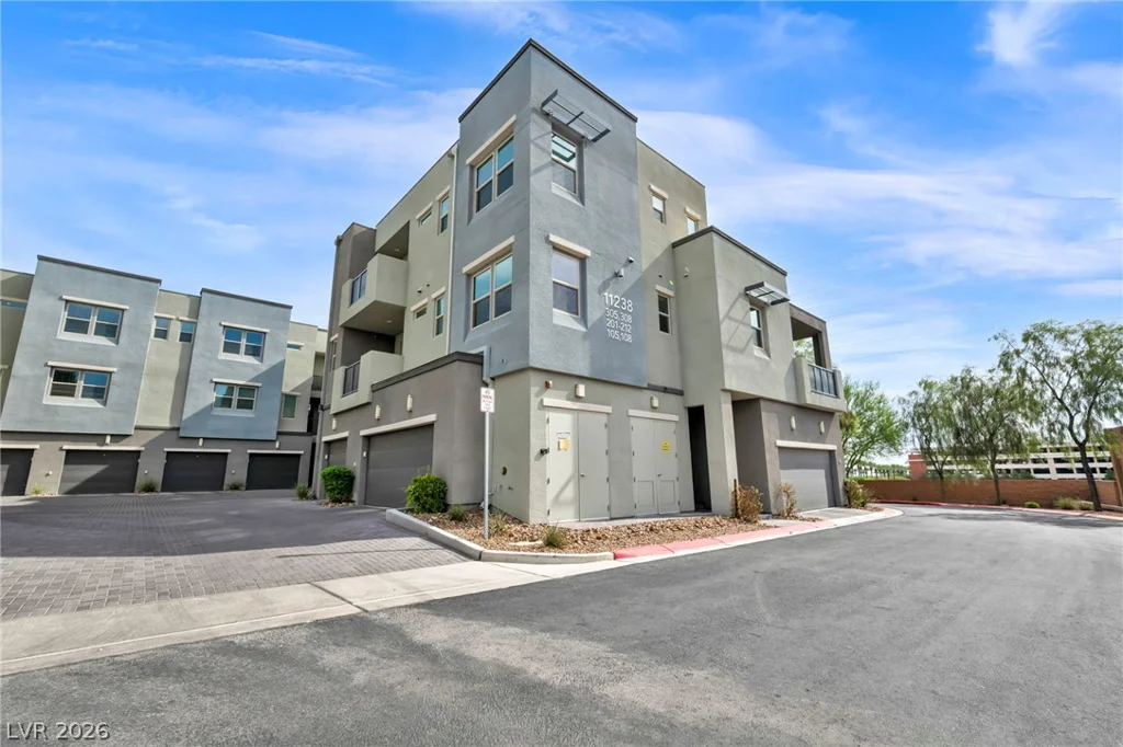 11238 Essence Point, Las Vegas, NV 89135
