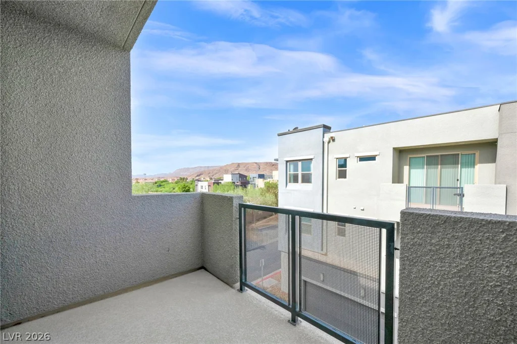 11238 Essence Point, Las Vegas, NV 89135
