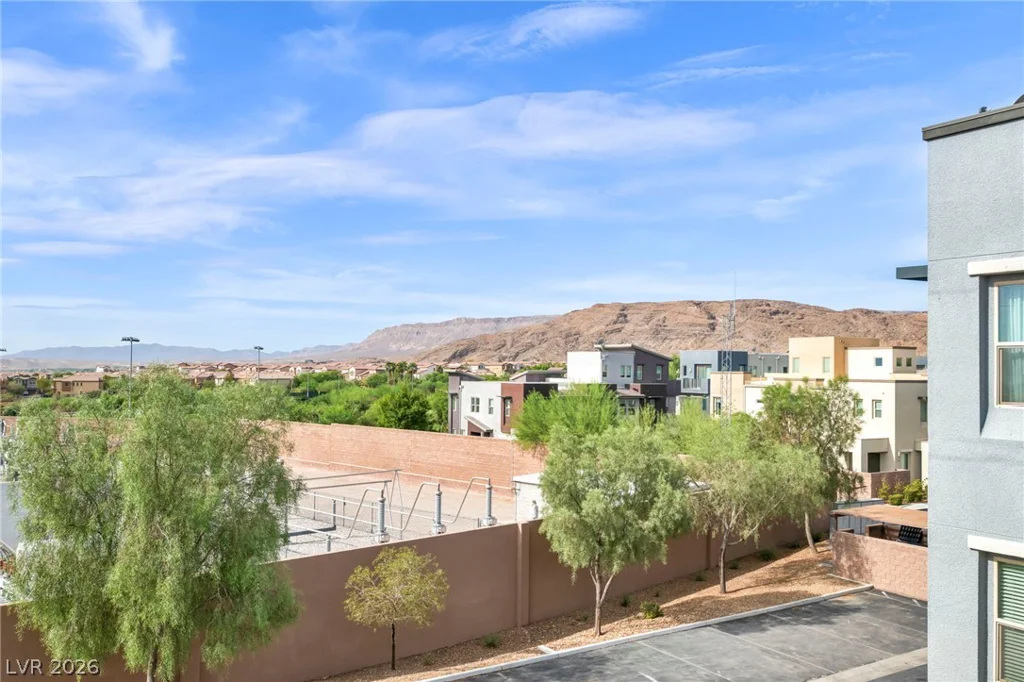 11238 Essence Point, Las Vegas, NV 89135