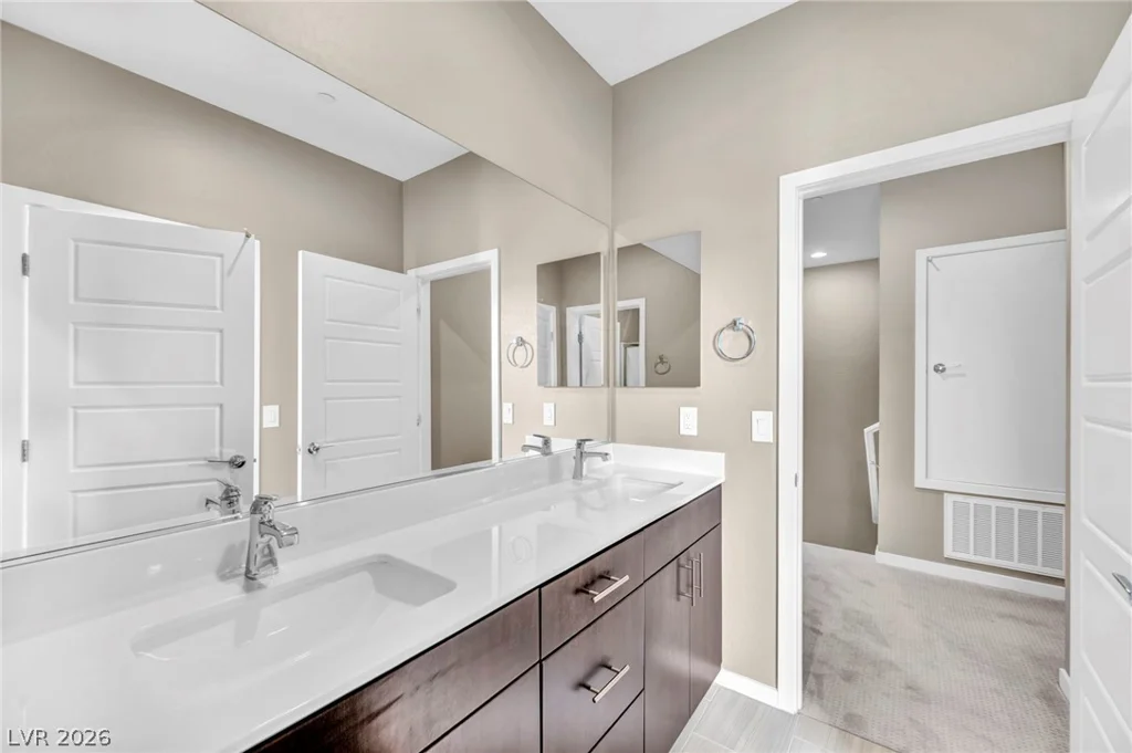 11238 Essence Point, Las Vegas, NV 89135
