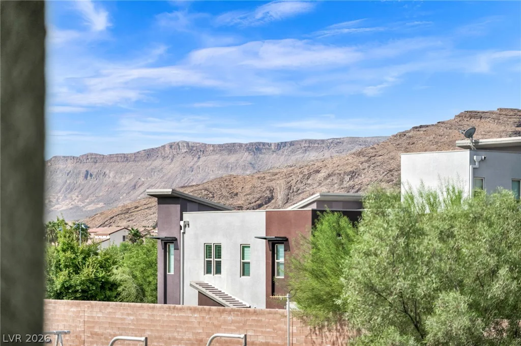 11238 Essence Point, Las Vegas, NV 89135