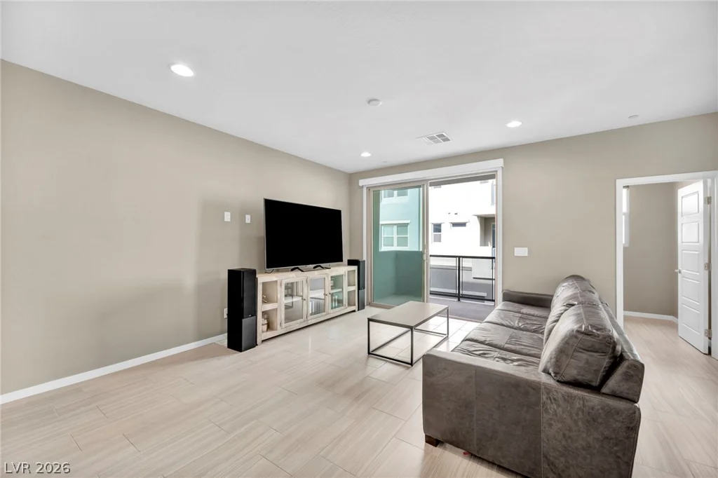 11238 Essence Point, Las Vegas, NV 89135
