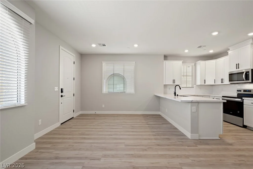 8340 Weidler, Las Vegas, NV 89166