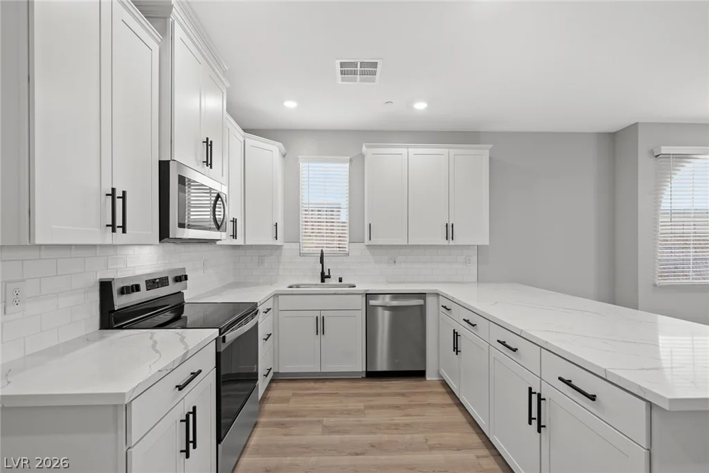 8352 Weidler, Las Vegas, NV 89166