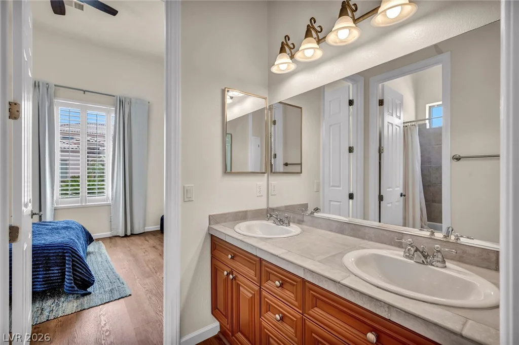 4528 Velvet Crest, Las Vegas, NV 89139
