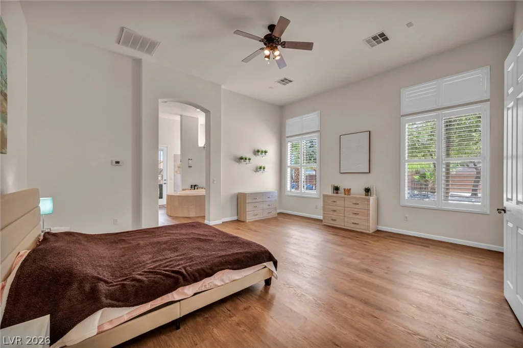 4528 Velvet Crest, Las Vegas, NV 89139
