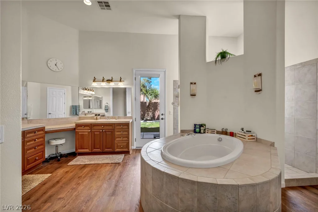 4528 Velvet Crest, Las Vegas, NV 89139