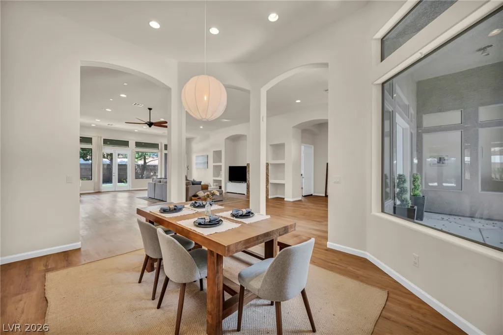 4528 Velvet Crest, Las Vegas, NV 89139