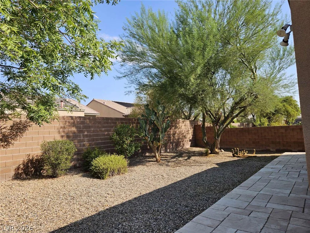 6887 Barred Dove, North Las Vegas, NV 89084