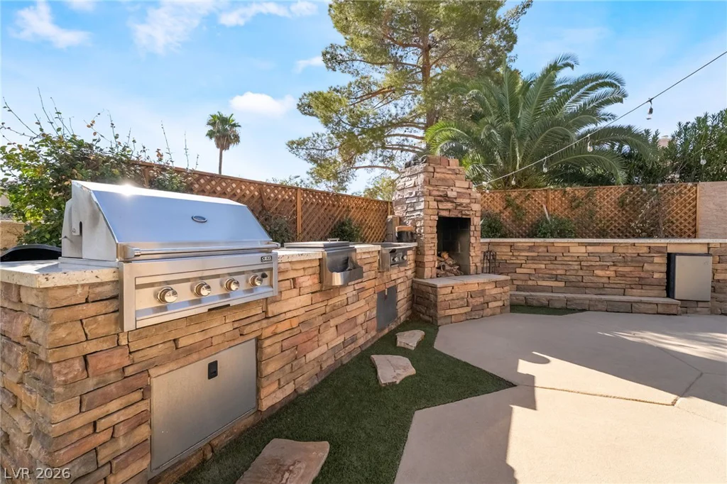 826 Rising Star, Henderson, NV 89014