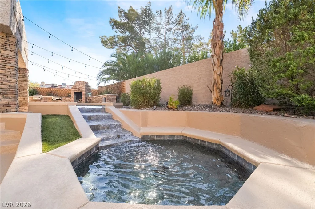 826 Rising Star, Henderson, NV 89014